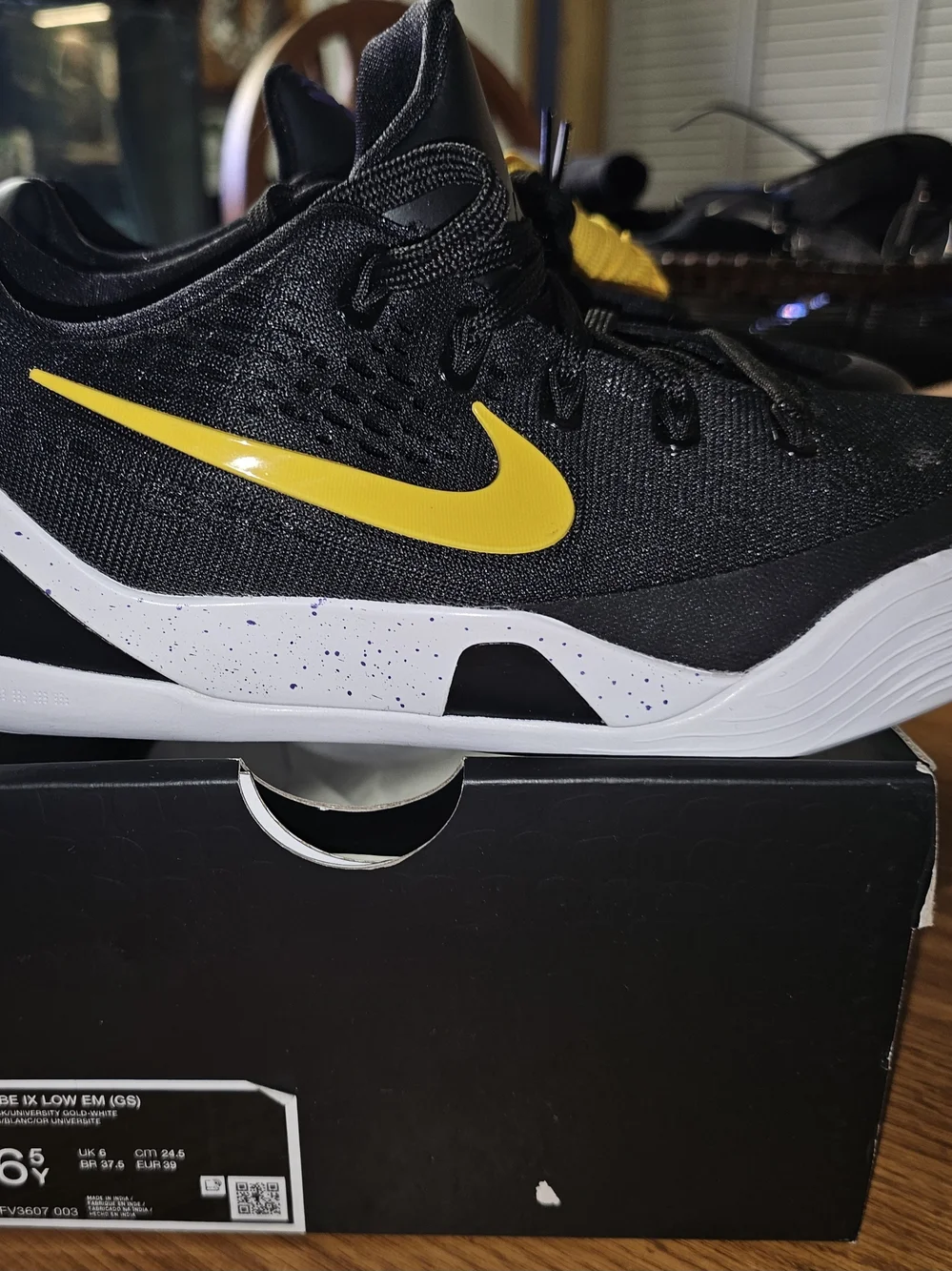Nike Kobe 9 Low EM GS 